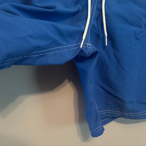 Stylish Blue and Gray Men's Swim Trunks - Picture 3 of 8